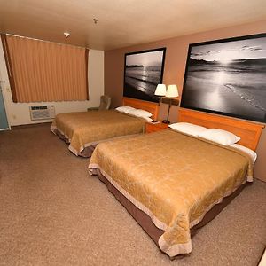Costa Mesa Inn - Newport Beach Area
